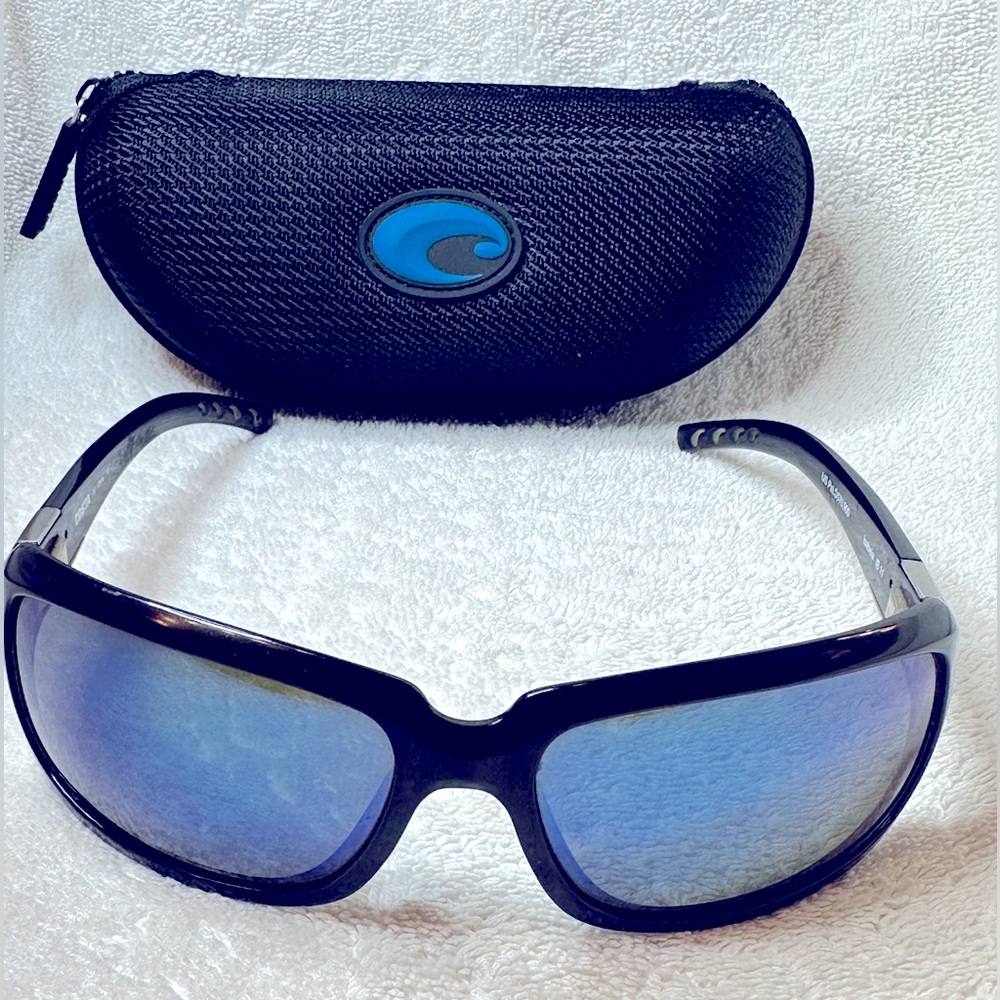 Costa Isabella sunglasses w/ case